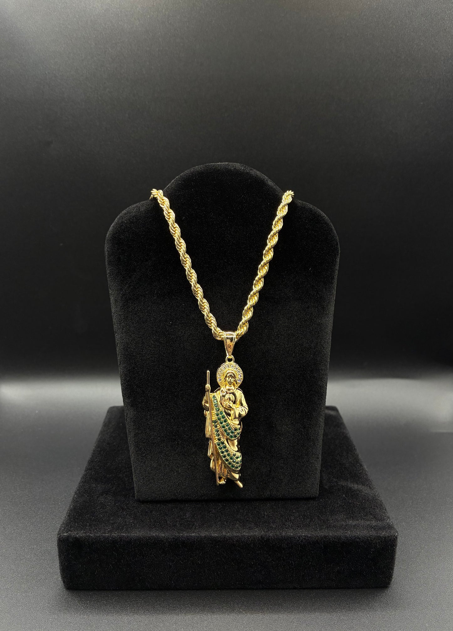 Men San Judas pendant and rope chain 14k gold plated