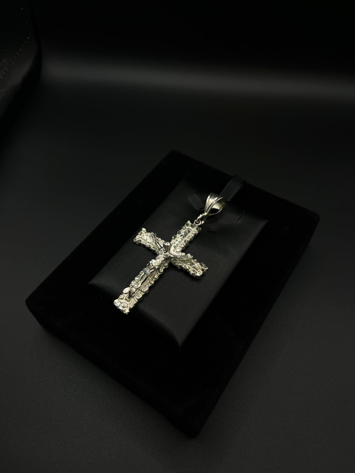 Men Jesus Nugget Cross Pendant 925. Silver