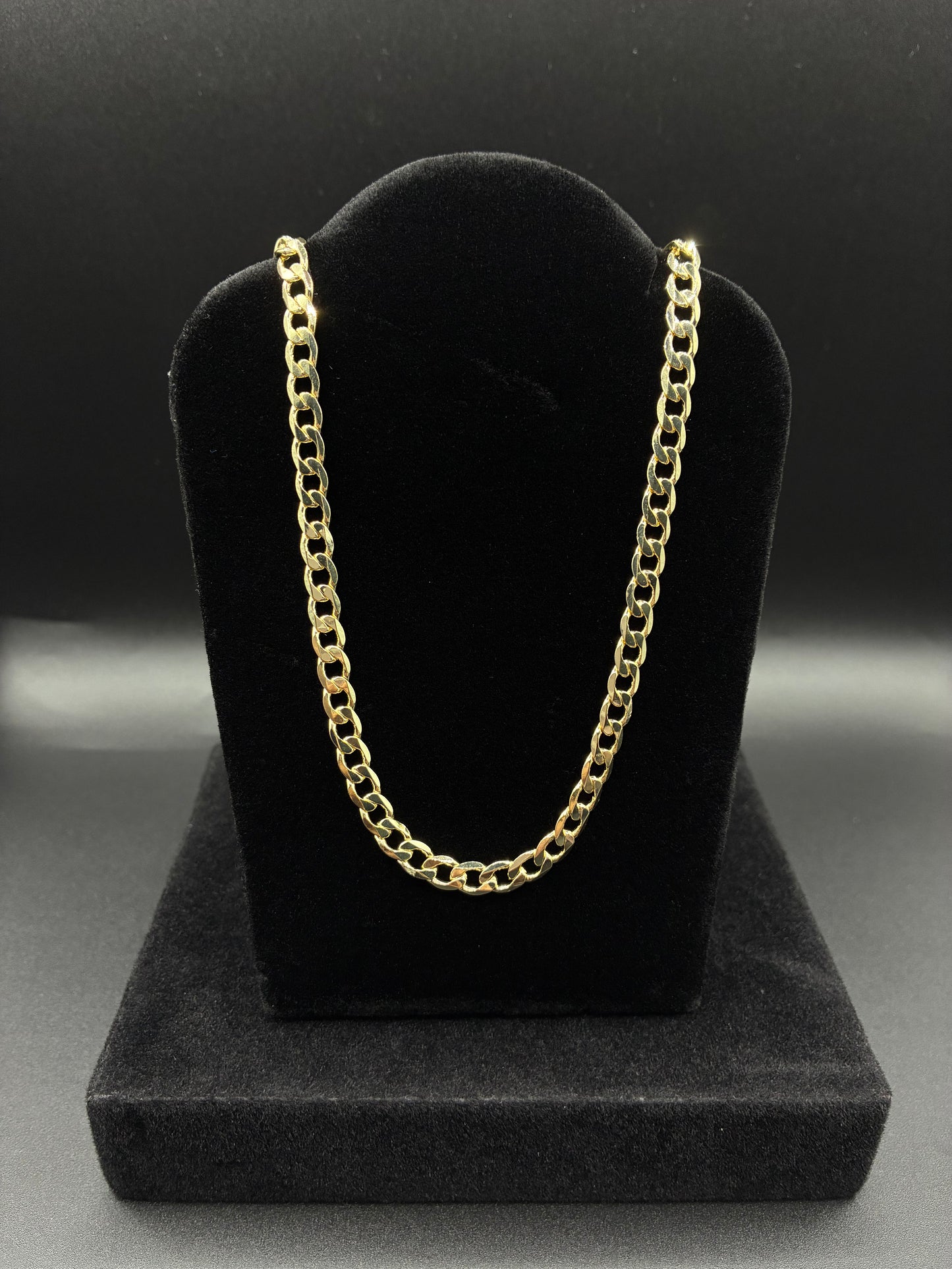Men 24in Cuban chain 14k gold plated