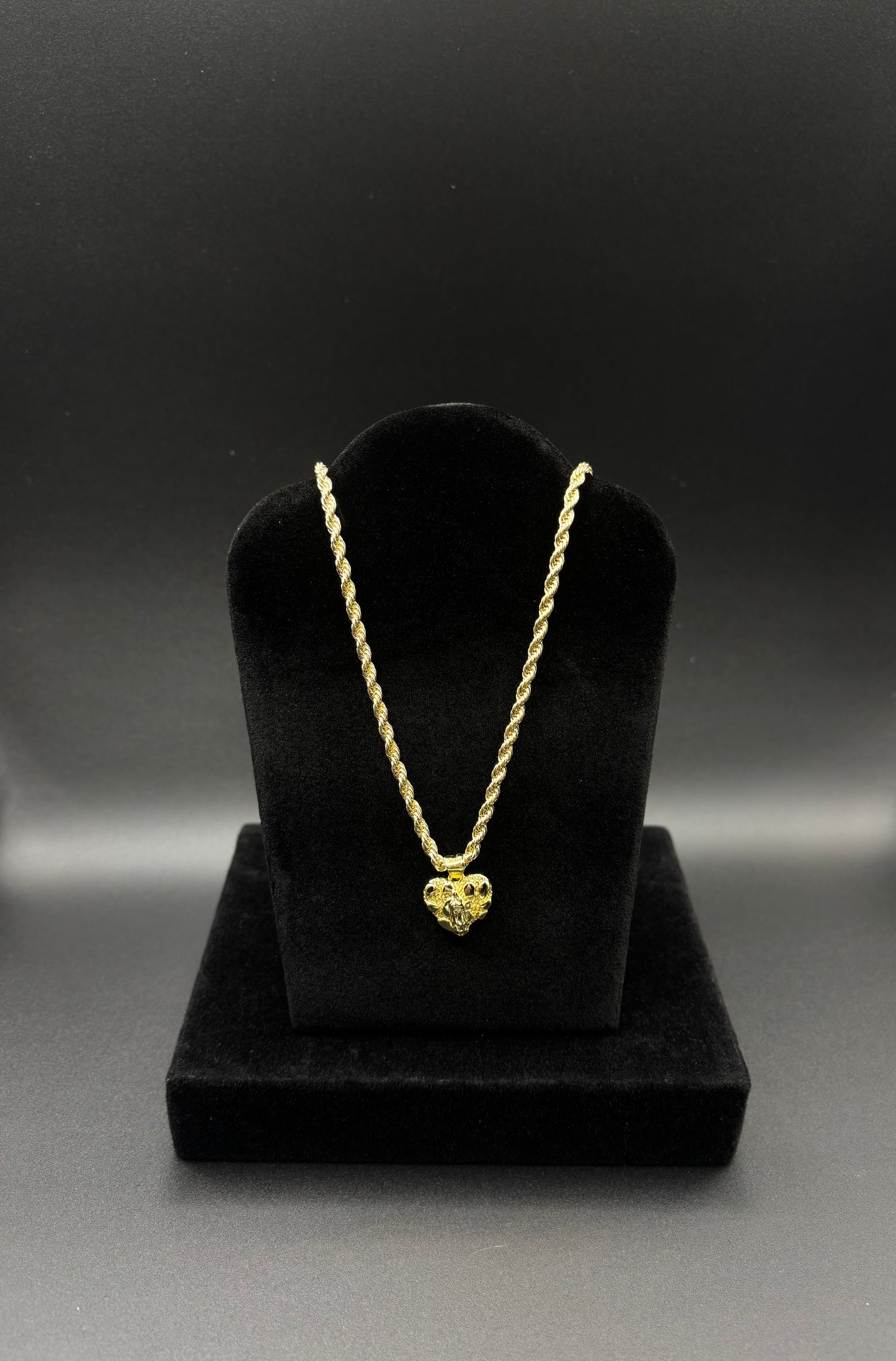 Women Virgin Mary Nugget Heart Pendant & Chain 14k Gold Plated