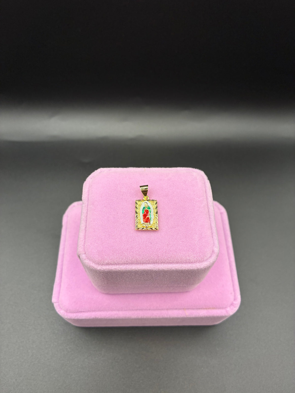 Women Virgin Mary pendant 14k gold plated