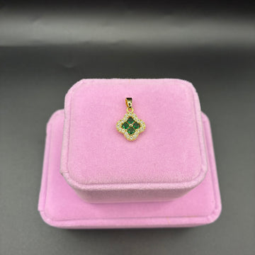 Women green clover pendant 14k gold plated