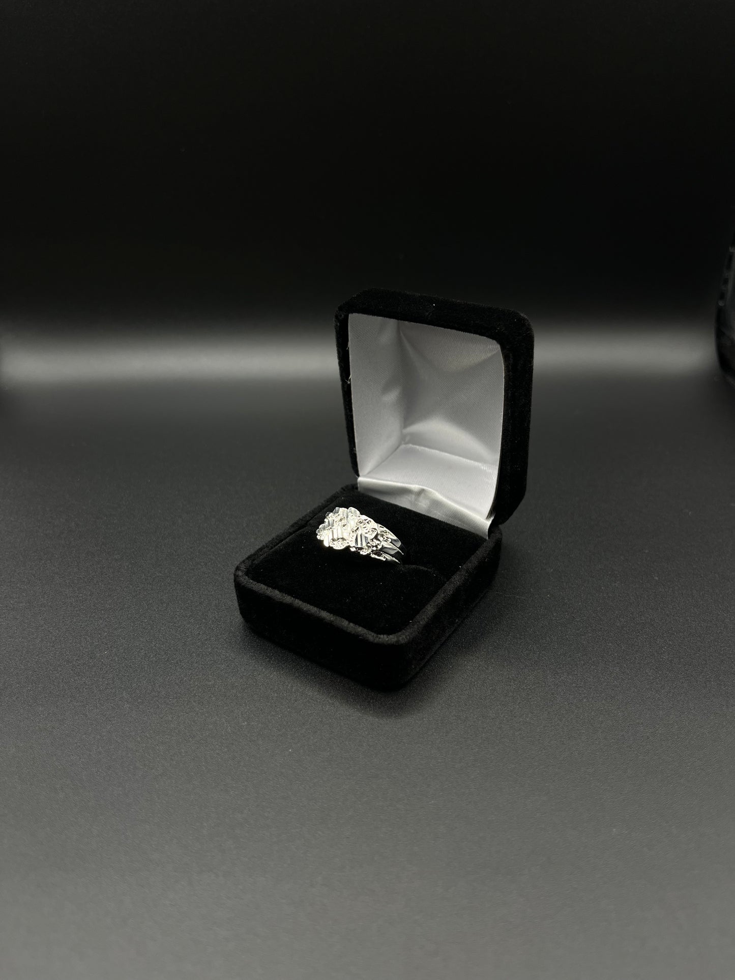 Men Round Nugget Ring 925. Silver