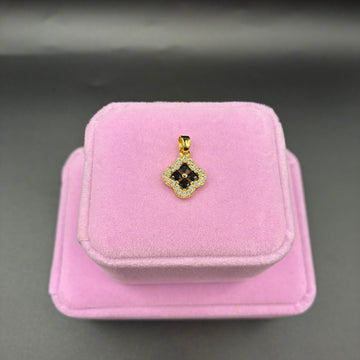 Women black clover pendant 14k gold plated