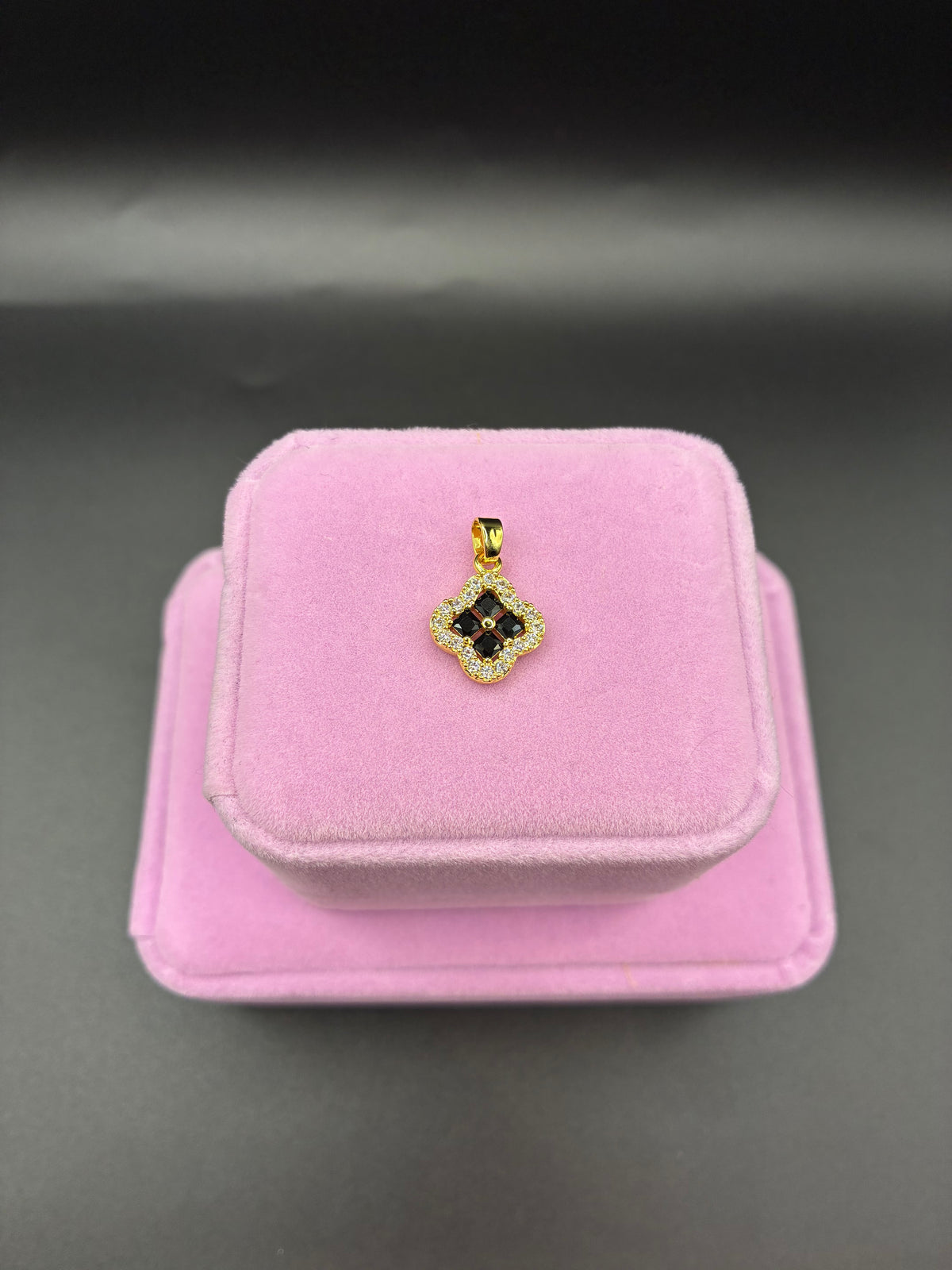 Women black clover pendant 14k gold plated