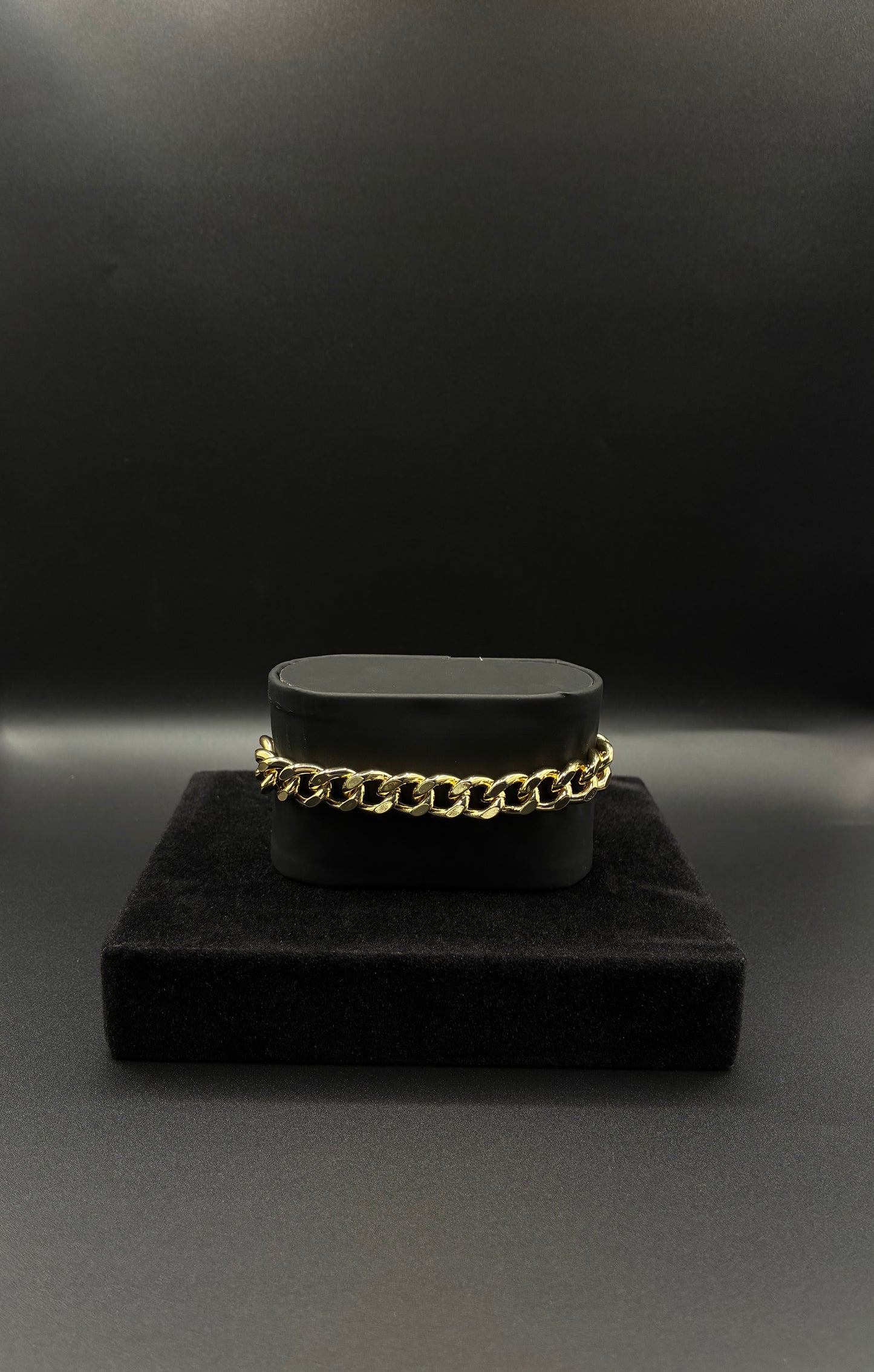Men Cuban bracelet 14k gold plated