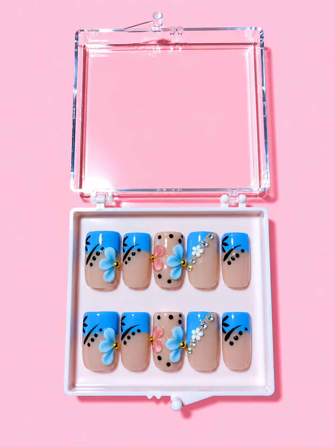 Women nails size M