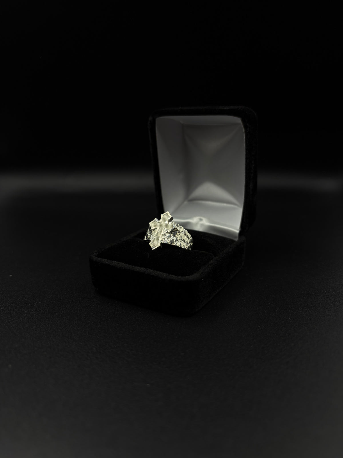 Men Small Nugget Cross Ring 925. Silver
