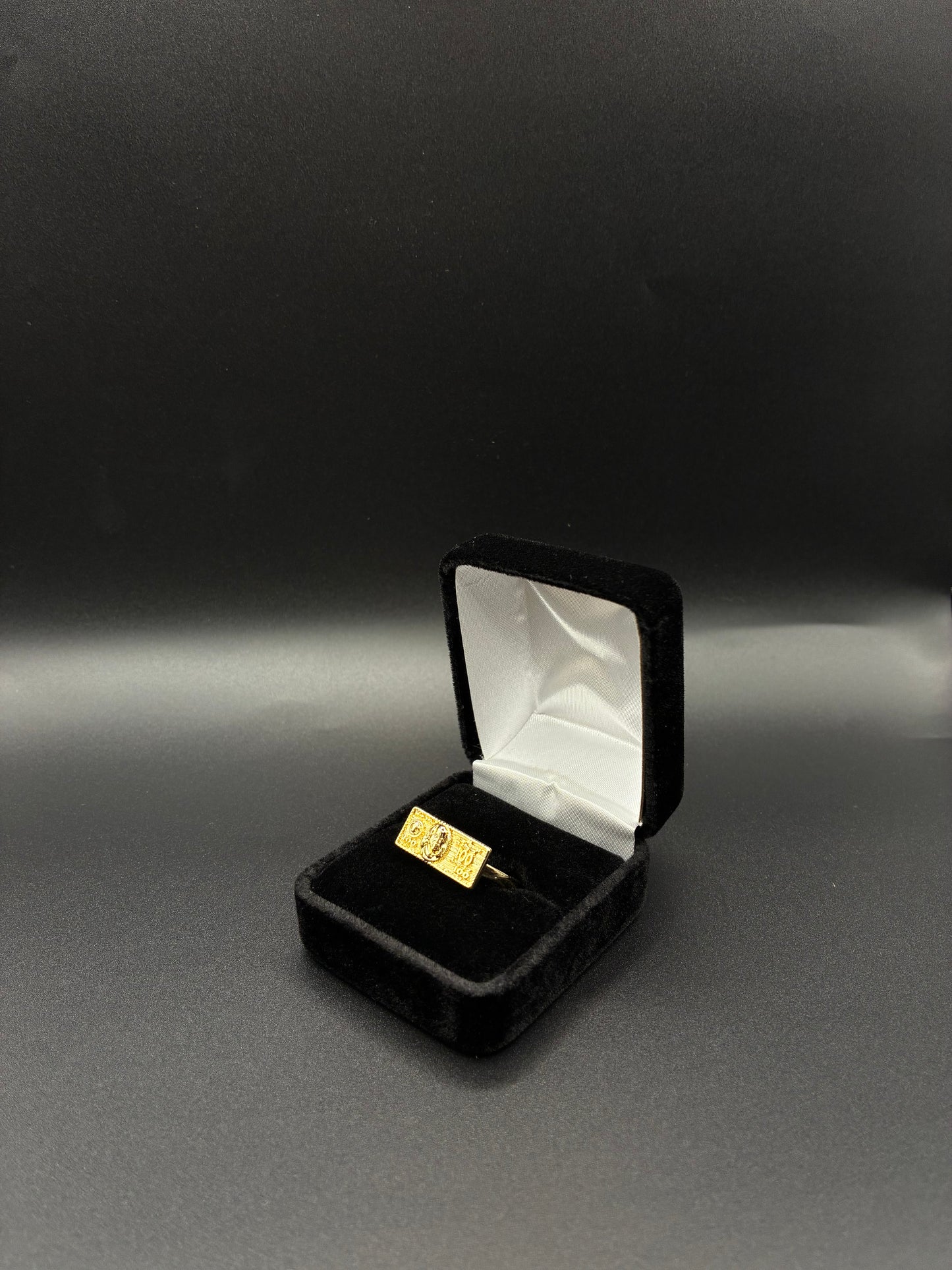 Men Benji single finger 14k gold plated ring