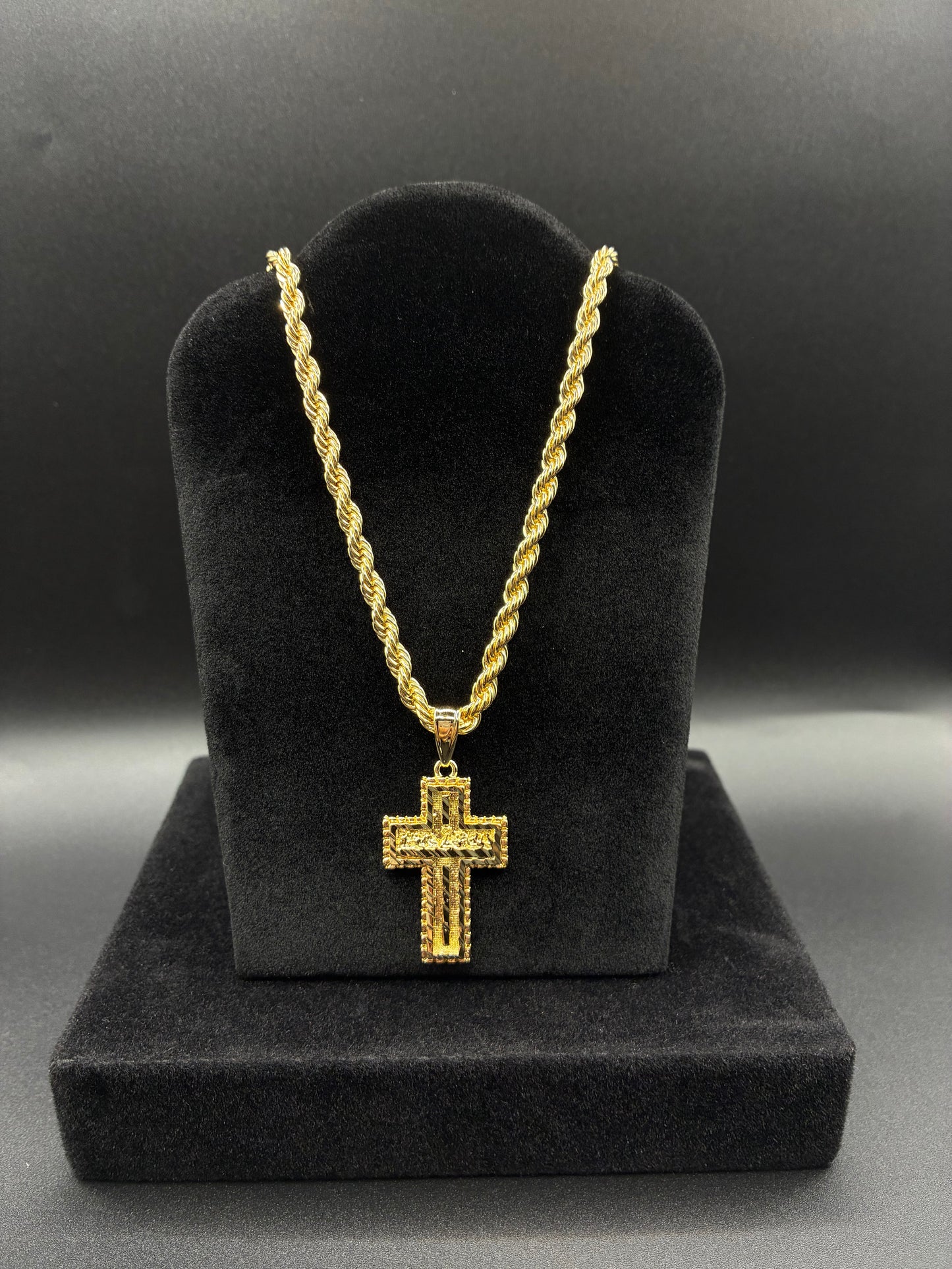 Men last supper cross pendant and chain 14k gold plated