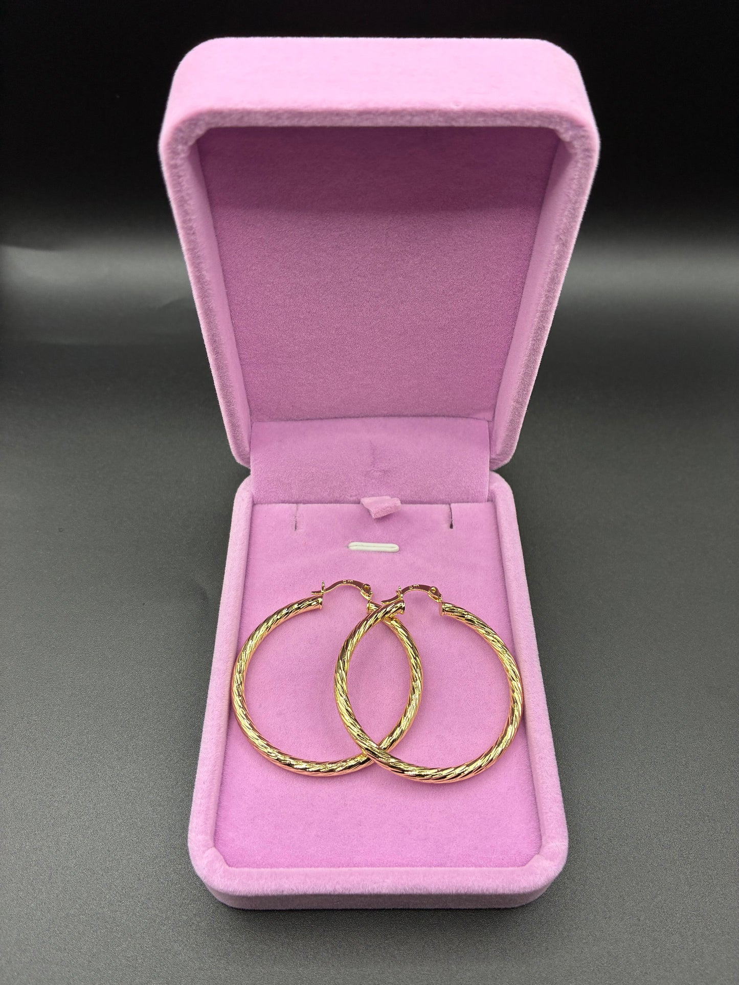Women Diamond cut hoop earrings 14k gold plated