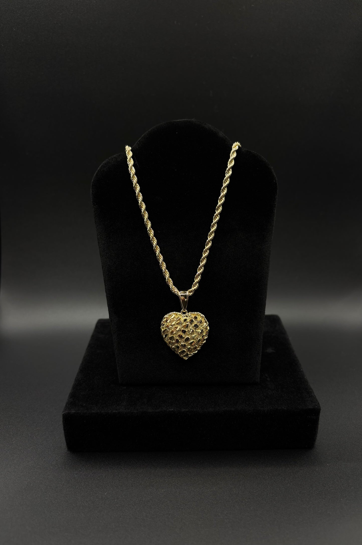 Women Nugget Heart Pendant & Chain 14k Gold Plated