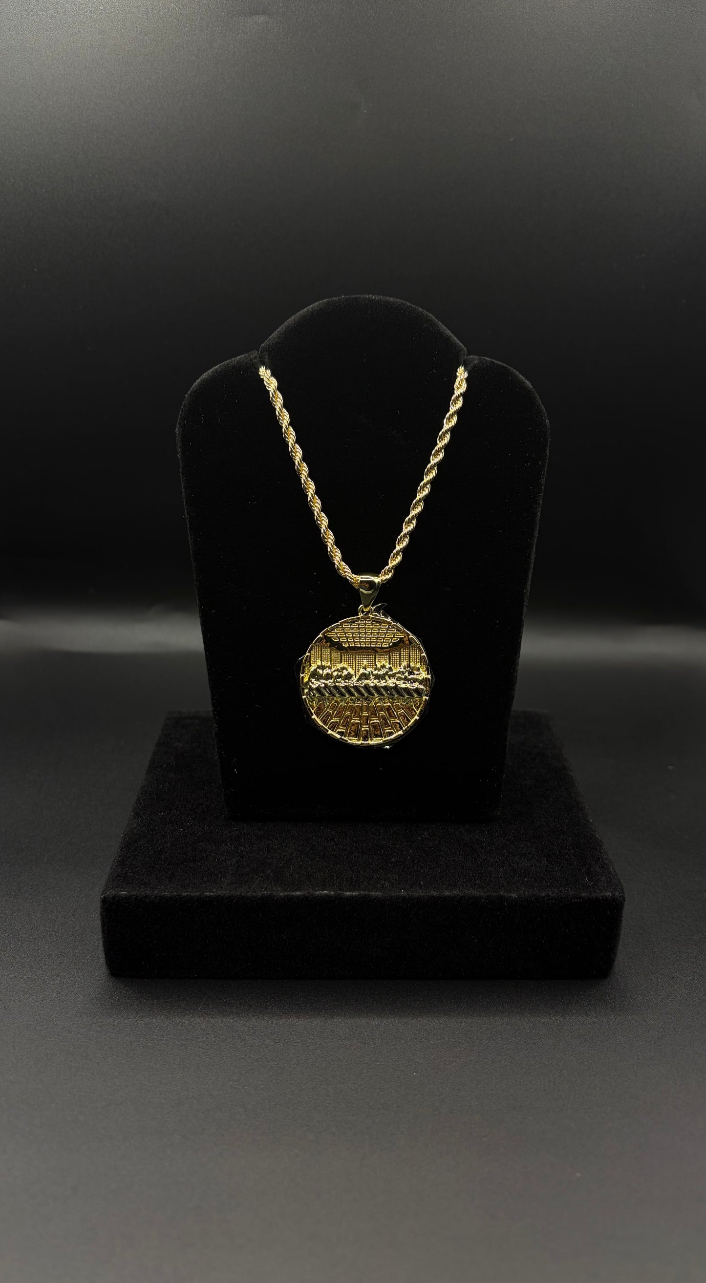 Men Rope Chain 26Inch With Last Supper Circle Pendant 14k Gold Plated